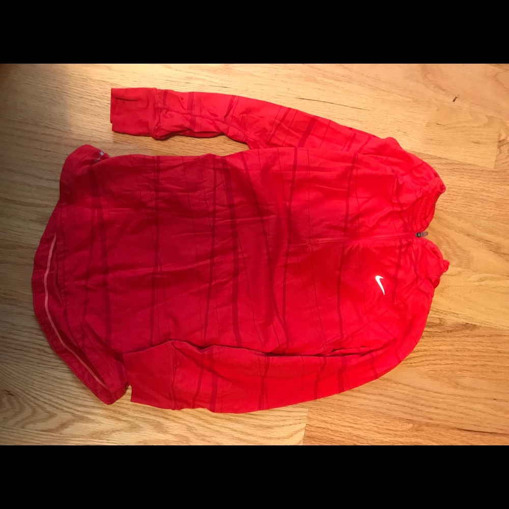 Girls Nike running shirt